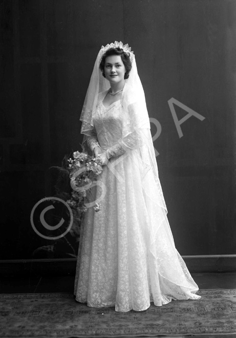 Davidson, The Sheiling, Ardrishaig, Lochgilphead, (6 Glenburn Road). Bridal. January 1953......