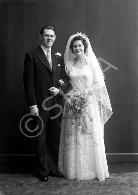 Davidson, The Sheiling, Ardrishaig, Lochgilphead, (6 Glenburn Road). Bridal. January 1953.