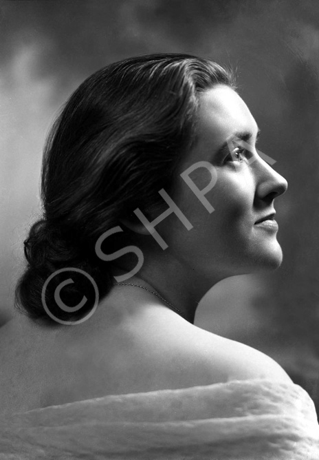 Miss Margaret Wilkinson, 'Glenard,' 101 Kenneth Street, Inverness.  .....
