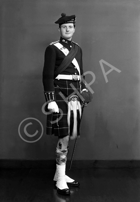 Lt Nason, Seaforth Highlanders. See also ref number: 595. (HMFG) 