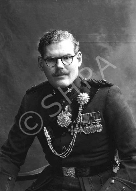 Mungo Graham. Insignia indicates The Cameronians (Scottish Rifles) and the badges include (left to right), Military Cross, 1939-1945 Star, Italy Star, Defence Medal 1939-1945, War Medal 1939-1945 and the General Service Medal with the bar possibly Palestine 1945-1948. The War Medal ribbon has a bronze oak leaf emblem signifying the wearer has been mentioned in despatches.