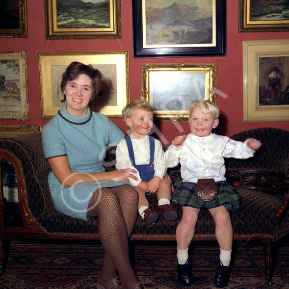 Mrs Thomas, Broom Drive, Inverness. ~ 