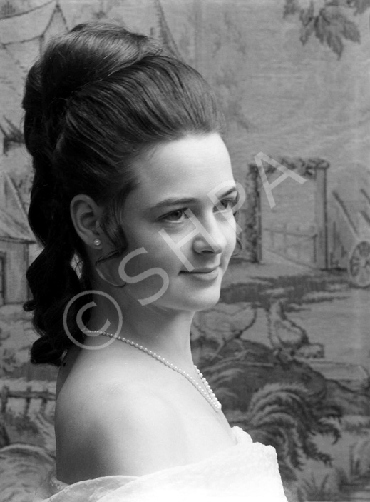 Miss Gillian Paul, Munlochy, Black Isle. 