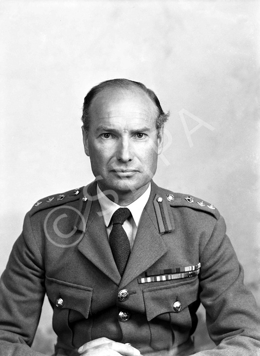 Colonel Sym, Seaforth Highlanders. See also ref no: 39199.  