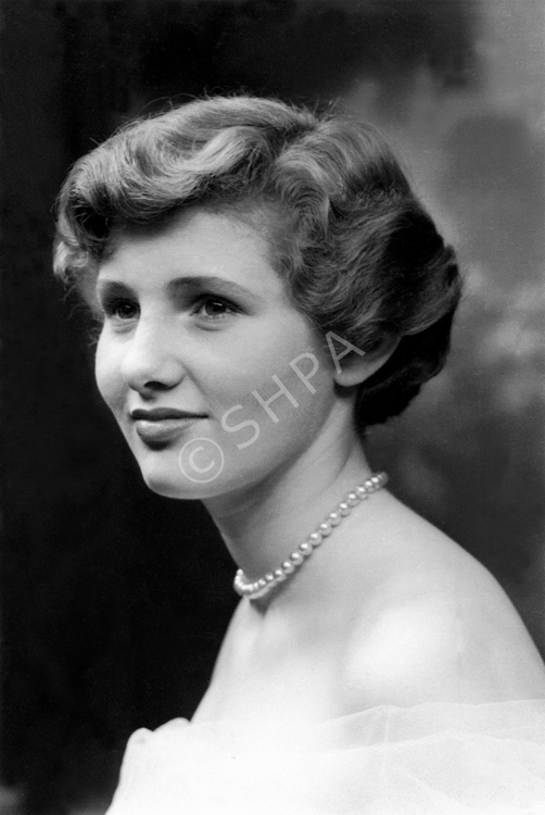 Sheila Margaret Third. She worked for the Andrew Paterson Studio in the 1950s and later married Lewis Owen Nairn. See 3385a-t and 46340a-e. Submitted by Sheila Simmons (AP/H-0279a).