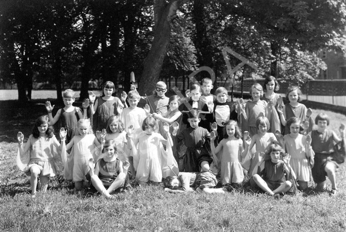 Primary Plays 'Cock Robin' 1931. (Courtesy Inverness Royal Academy Archive IRAA_047)......