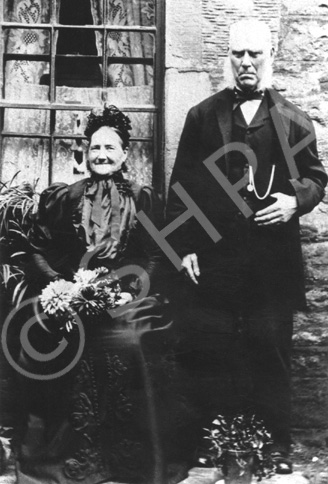 Catherine Bell b 1839 in Fowlis Wester, Perthshire and Matthew Rodger b 1831 in New Dailly, Ayr. Sub.....