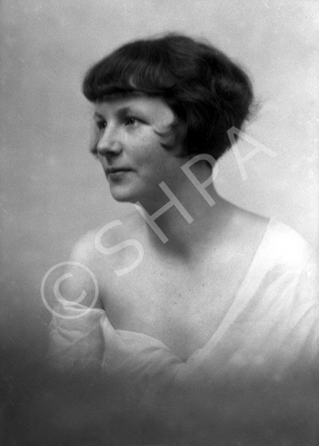 Miss Dorothy Paterson, Balloch.  .....