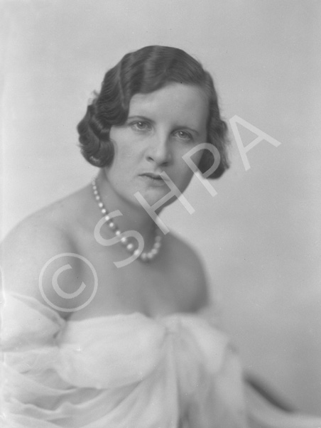 Marie MacDonald, Killernan. 15.10.1928.    .....