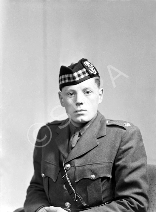 2nd Lt Mackay Scobie, Seaforth Highlanders. See also ref no: 39493a-c......