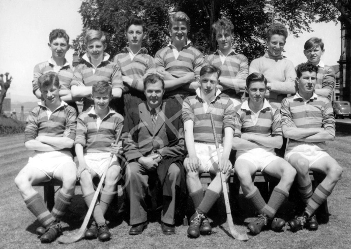 Shinty 1954-1955. Rear: Albert MacKay, Roderick MacIntosh, Dennis MacGillivray, Duncan Michael, Hugh.....