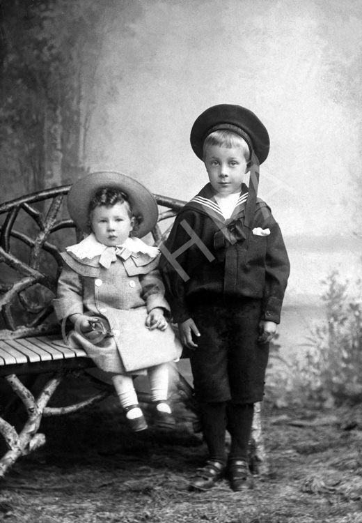 Andrew Paterson portrait of Robert Edgar (born 1894) and brother John (born 1899). Submitted by Susa.....