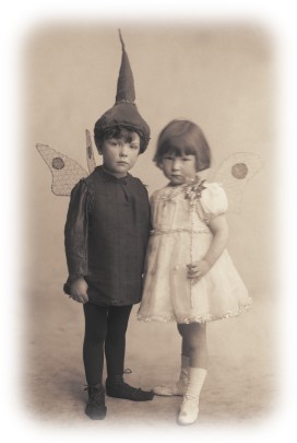 Gilmour children in fancy dress